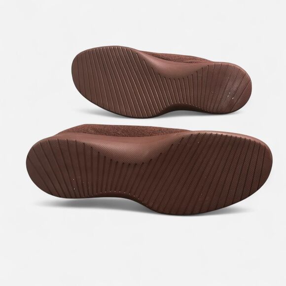 Allbirds Men's Brown and Burgundy Trainers - Picture 4 of 7